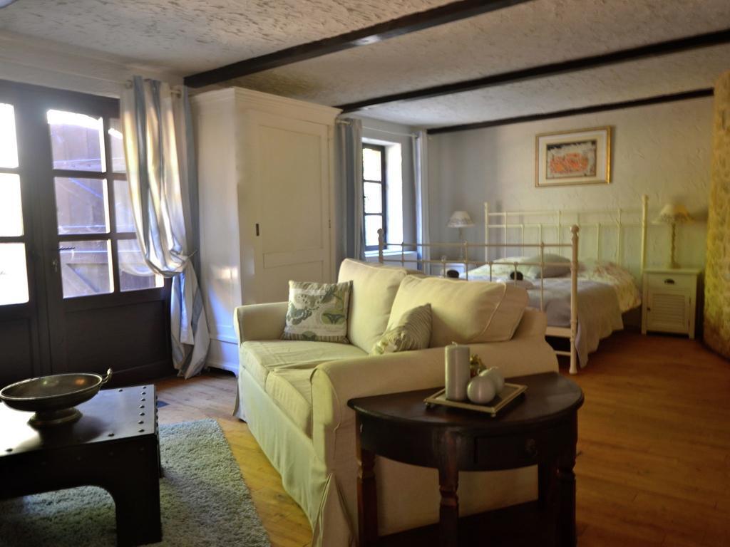 Le Coustal Villa Auriac-du-Périgord Kamer foto